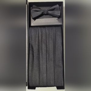 Jos. A. Bank Cumberbund & Bowtie set